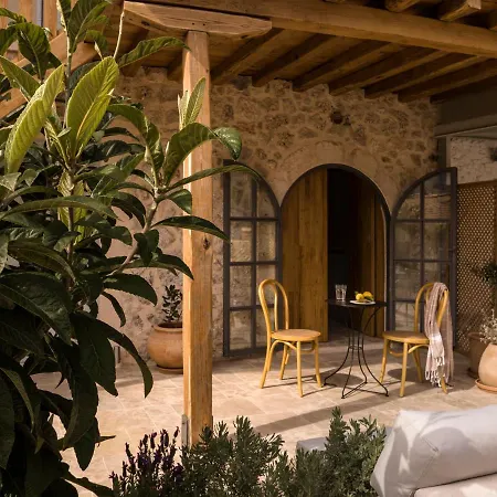 Villa Aghioti *
